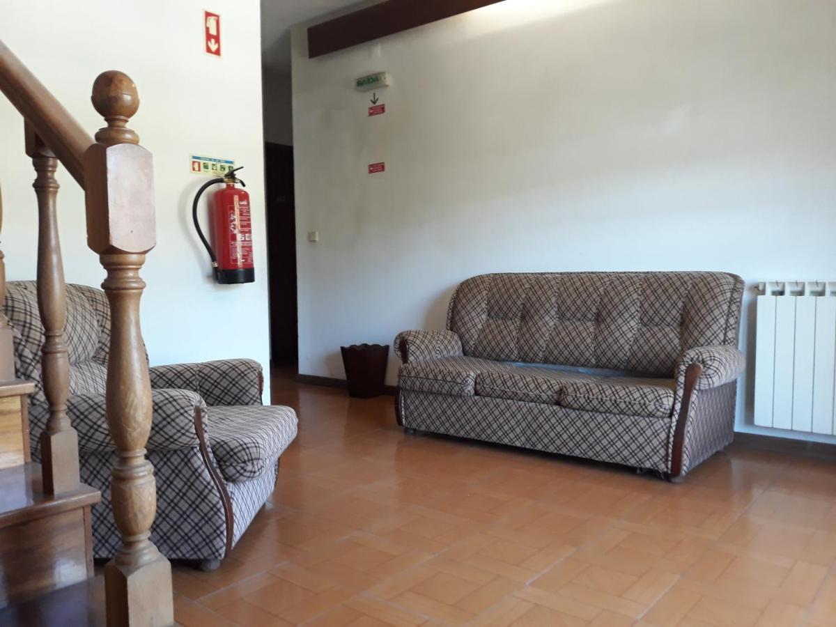 Hotel Pensao Repouso Do Peregrino Paredes de Coura Exterior foto