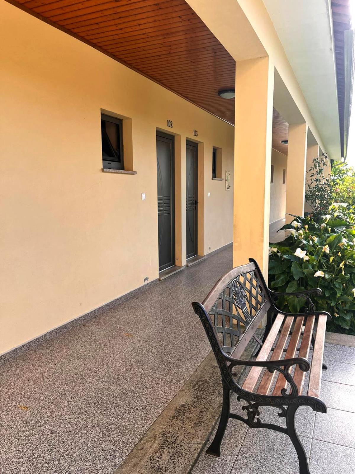 Hotel Pensao Repouso Do Peregrino Paredes de Coura Exterior foto